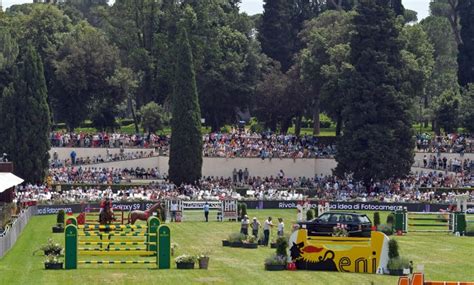 Piazza di Siena: grande spettacolo e ingresso gratuito 